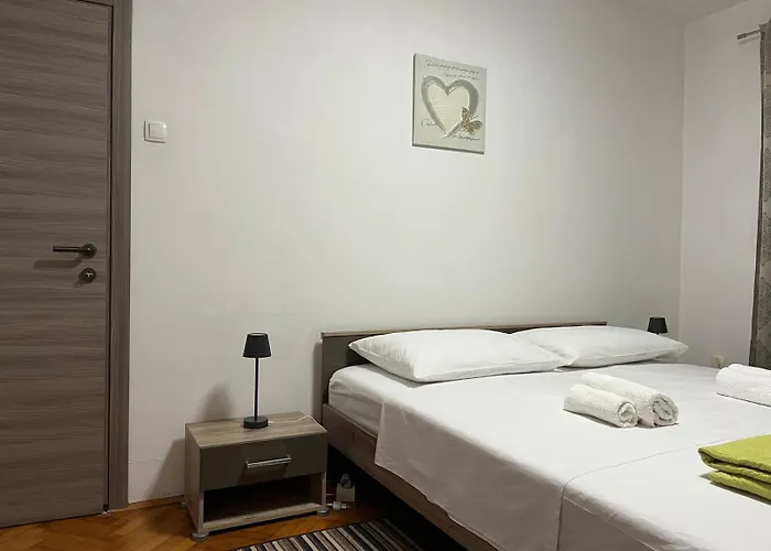 Iva Apartman